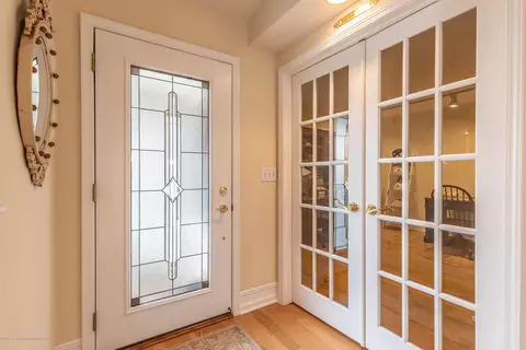 15053 Classic Dr, Bath, MI 48808 photo 3