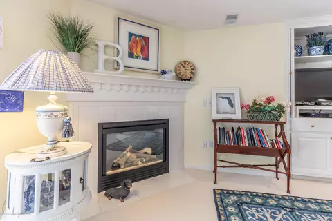 15053 Classic Dr, Bath, MI 48808 photo 24