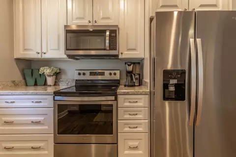 1450 W Stoll Rd, Dewitt, MI 48820 photo 9