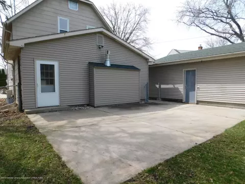 329 E Cherry St, Mason, MI 48854 photo 6