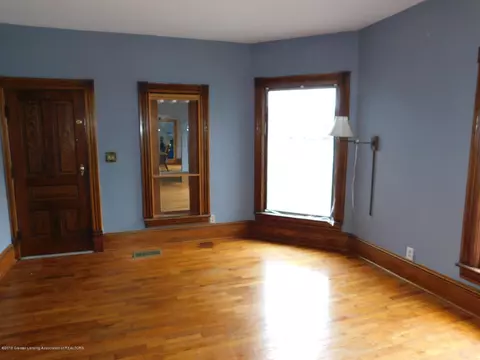 329 E Cherry St, Mason, MI 48854 photo 9