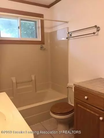 1875 Phillips Ave, Holt, MI 48842 photo 16