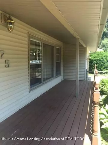 1875 Phillips Ave, Holt, MI 48842 photo 3