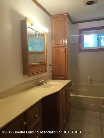 1875 Phillips Ave, Holt, MI 48842 photo 15