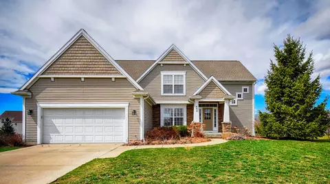 409 Snapdragon Ln, Dewitt, MI 48820 photo 1