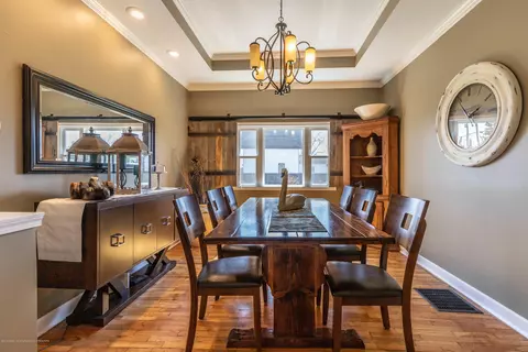 606 S Maple Ave, Maple Rapids, MI 48853 photo 7