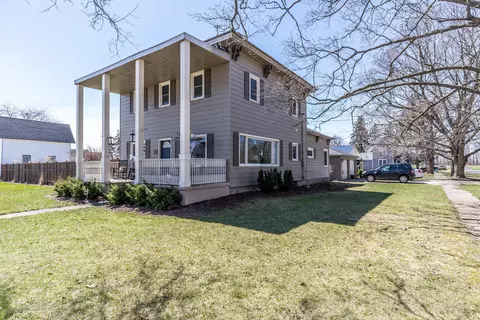 606 S Maple Ave, Maple Rapids, MI 48853 photo 1