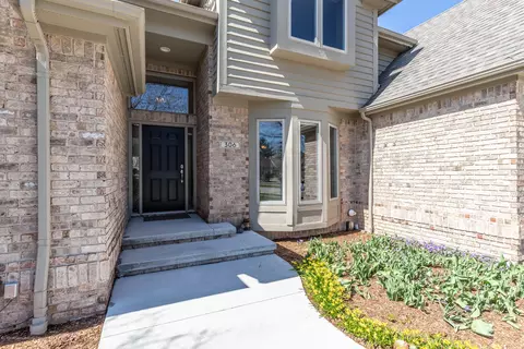 306 W Spring Meadows Ln, Dewitt, MI 48820 photo 4