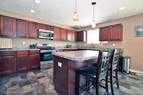 13826 Myrtle Dr, Dewitt, MI 48820 photo 7