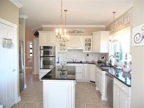 11222 Risner Ln, Eaton Rapids, MI 48827 photo 3