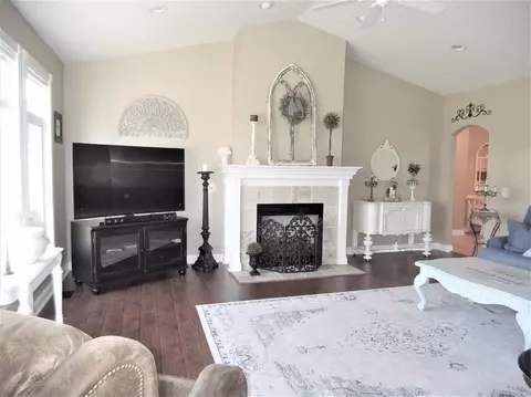 11222 Risner Ln, Eaton Rapids, MI 48827 photo 4
