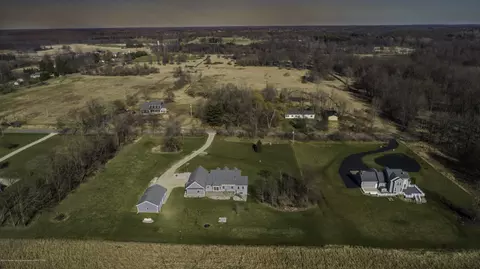 12658 Watson Rd, Bath, MI 48808 photo 59
