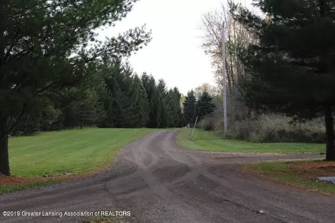 6341 N Clise Rd, Bath, MI 48808 photo 16