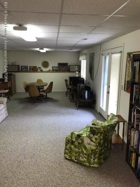 706 Larchmont St, Dewitt, MI 48820 photo 8