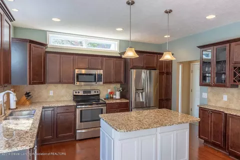 5202 Twinging Dr, Okemos, MI 48864 photo 14