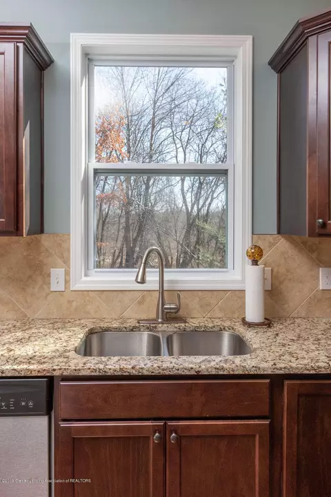 5202 Twinging Dr, Okemos, MI 48864 photo 18