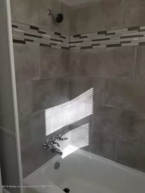 310 Iris Ave, Lansing, MI 48917 photo 20