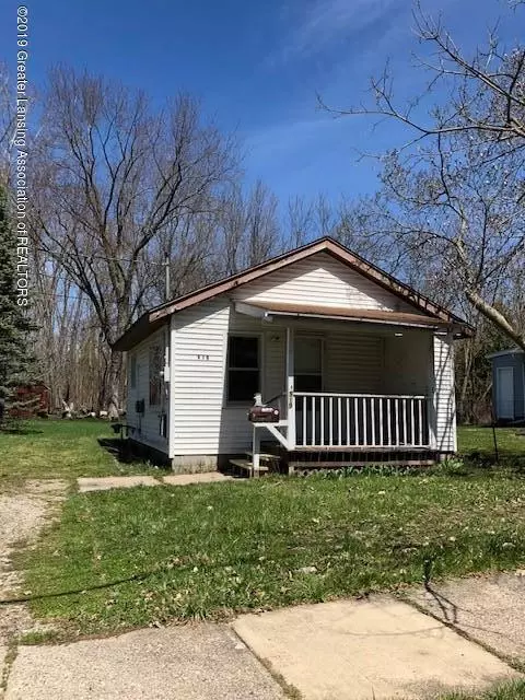 919 Bates St, Lansing, MI 48906 photo 2