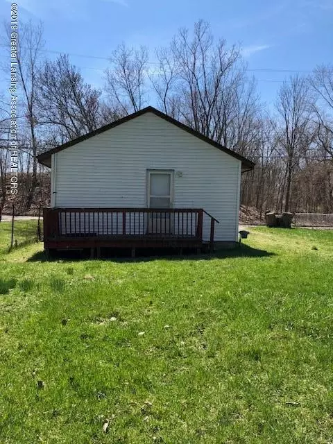 919 Bates St, Lansing, MI 48906 photo 4