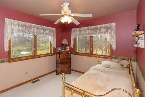 881 E Braden Rd, Perry, MI 48872 photo 31