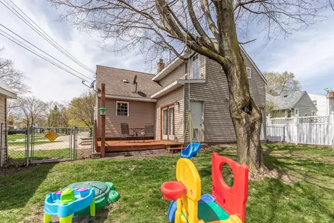 4639 Devonshire Ave, Lansing, MI 48910 photo 2
