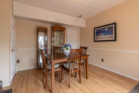 4639 Devonshire Ave, Lansing, MI 48910 photo 8