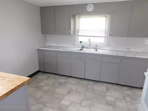 953 N Cedar Rd, Mason, MI 48854 photo 10