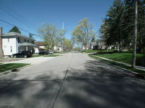 306 E Front St, Grand Ledge, MI 48837 photo 35