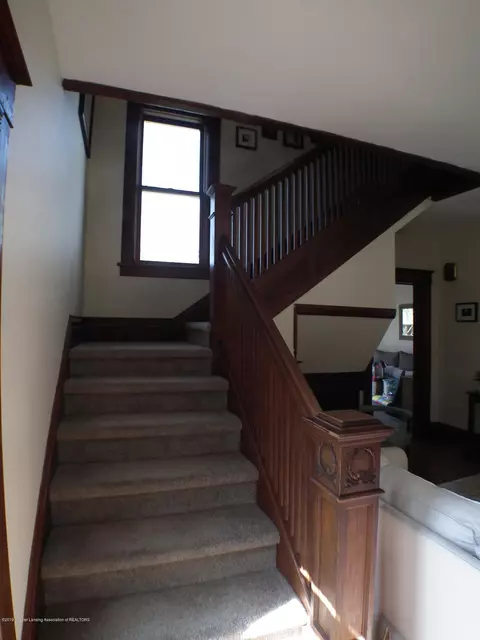 306 E Front St, Grand Ledge, MI 48837 photo 16