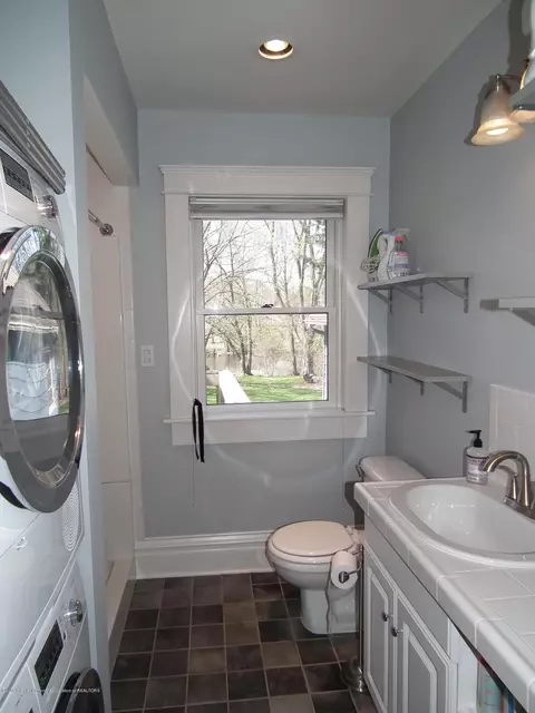 306 E Front St, Grand Ledge, MI 48837 photo 15