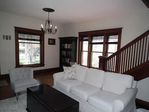 306 E Front St, Grand Ledge, MI 48837 photo 4