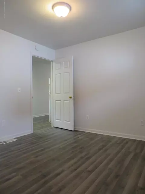 2322 N High St, Lansing, MI 48906 photo 9