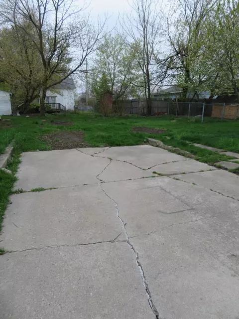 2322 N High St, Lansing, MI 48906 photo 19