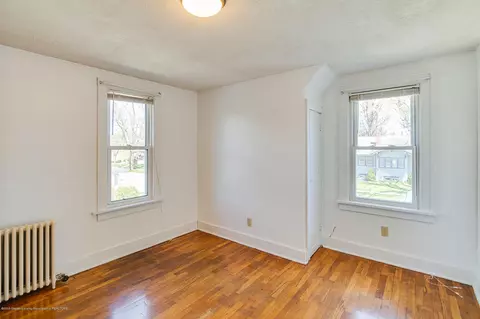 131 E Oak St, Mason, MI 48854 photo 8