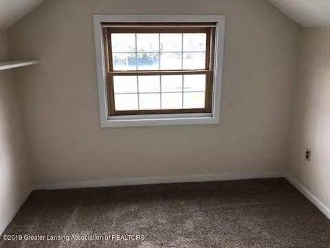 239 E Thomas St, Lansing, MI 48906 photo 9