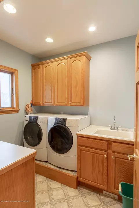11340 W Howe Rd, Eagle, MI 48822 photo 29