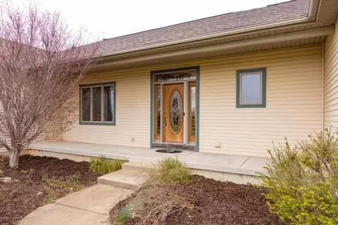 11340 W Howe Rd, Eagle, MI 48822 photo 7