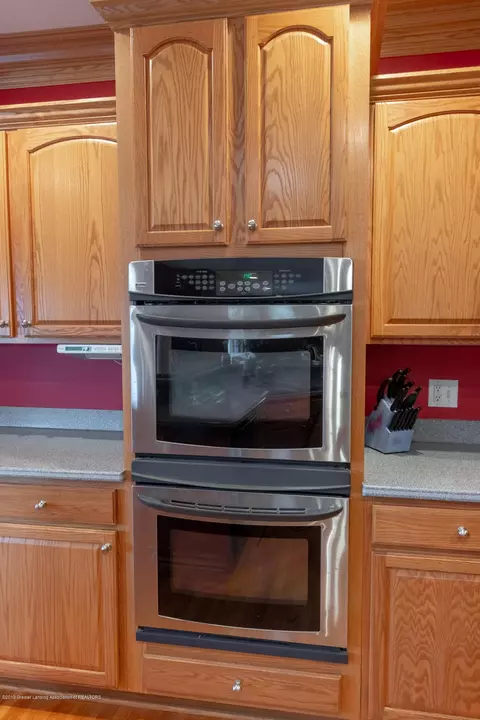 11340 W Howe Rd, Eagle, MI 48822 photo 22