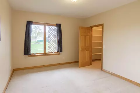 11340 W Howe Rd, Eagle, MI 48822 photo 46