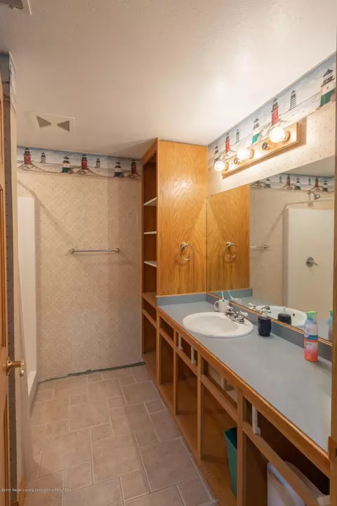 11340 W Howe Rd, Eagle, MI 48822 photo 48