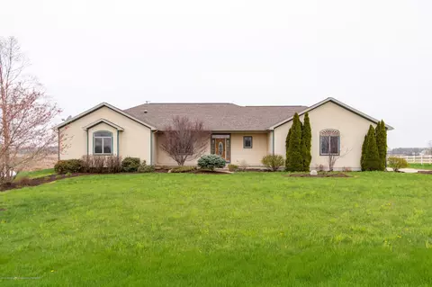 11340 W Howe Rd, Eagle, MI 48822 photo 1
