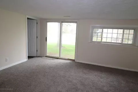 803 Pine St, Dewitt, MI 48820 photo 7