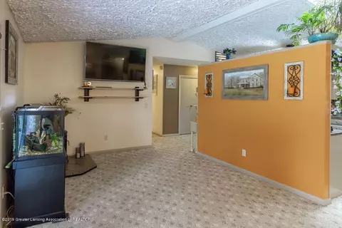 8220 W Howe Rd, Eagle, MI 48822 photo 11