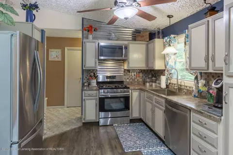 8220 W Howe Rd, Eagle, MI 48822 photo 8