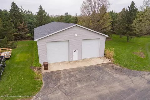 8220 W Howe Rd, Eagle, MI 48822 photo 35
