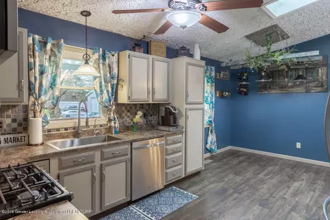 8220 W Howe Rd, Eagle, MI 48822 photo 5