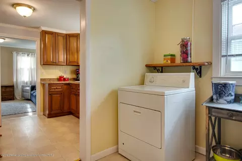 4516 Starr Ave, Lansing, MI 48910 photo 9