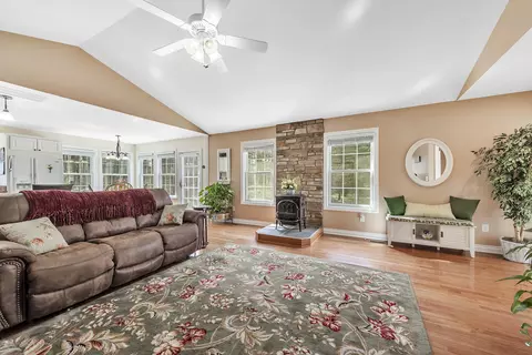 5877 Harper Rd, Holt, MI 48842 photo 4