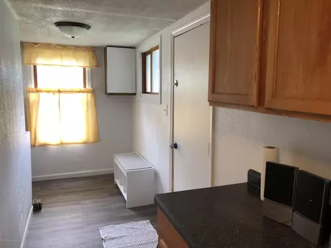 401 E Cavanaugh Rd, Lansing, MI 48910 photo 4