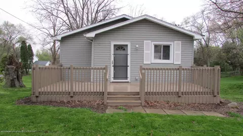 127 Monroe St, Mason, MI 48854 photo 1